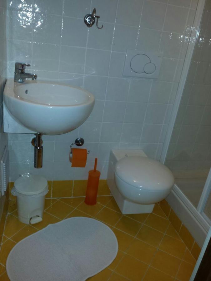B&B Pietre Antiche Vezzi Portio Exterior foto